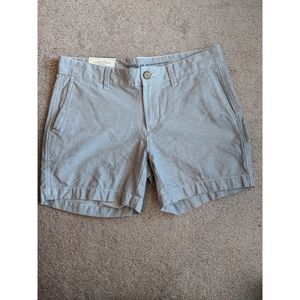 Khakis by Gap girlfriend shorts 5:inch inseam size